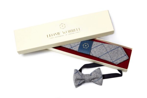 Tie packaging